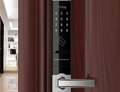 江海24小时上门开锁公司